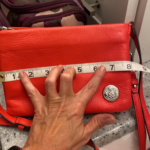 Small crossbody bag.  Gently used with no signs of wear.  Non-smoking home - Picture 4 of 8